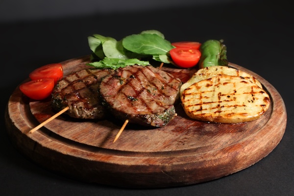 Cezzar Steak Roll
